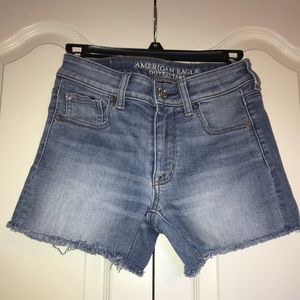 Super Super Stretch Hi-Rise Shortie AEO Shorts